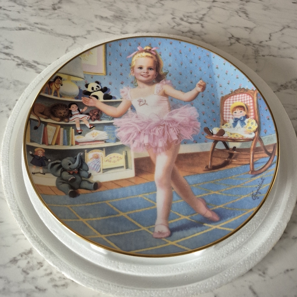 Danbury Mint Tuesdays Child Decorative Plate